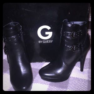 Guess ankle boots